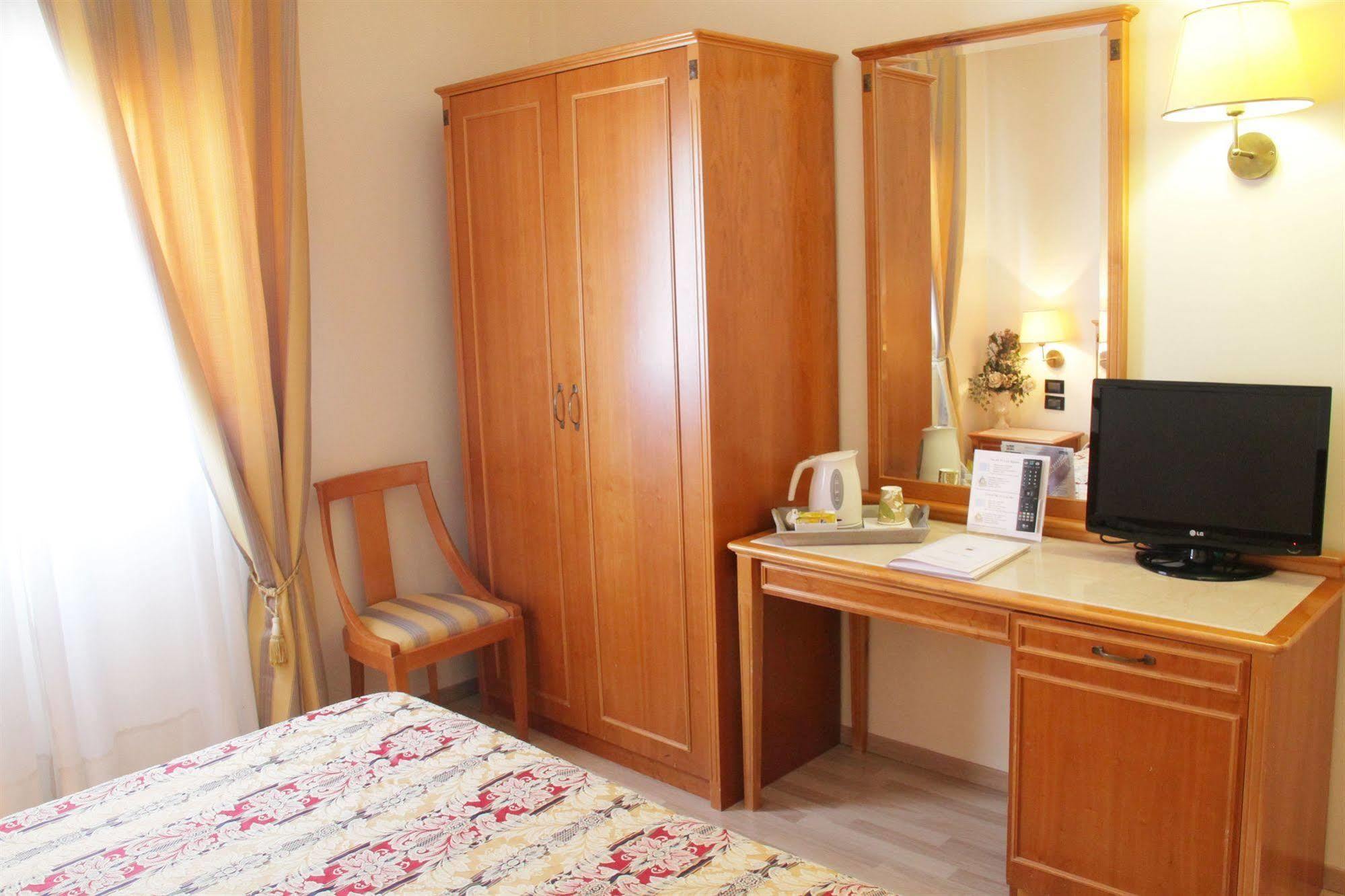 Hotel Michelangelo Sassuolo Esterno foto